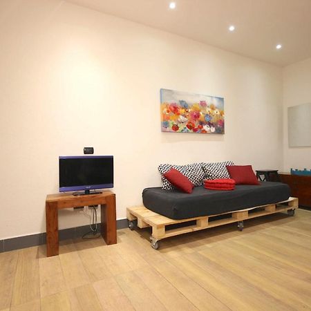 Case Vr Holiday Happy House Верона Экстерьер фото