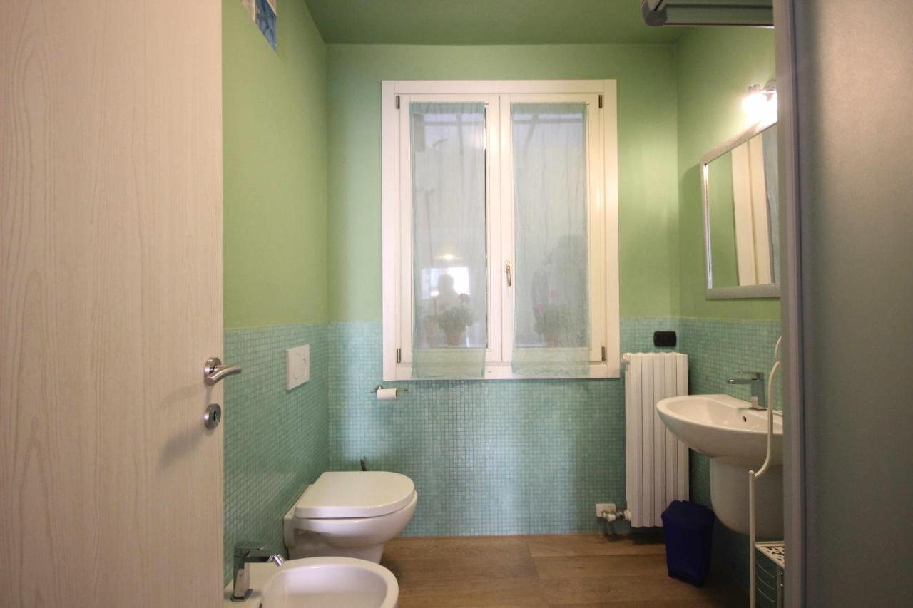 Case Vr Holiday Happy House Верона Экстерьер фото